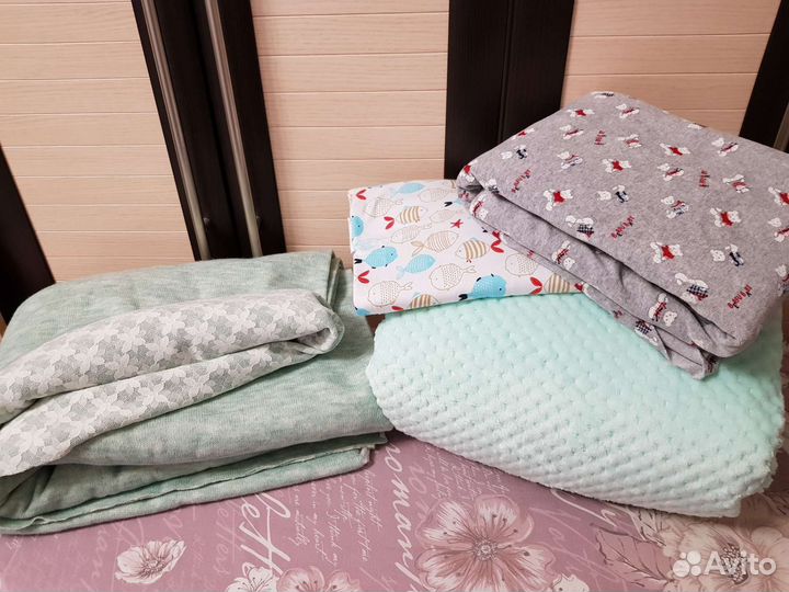 Трикотажный отрез ткани 