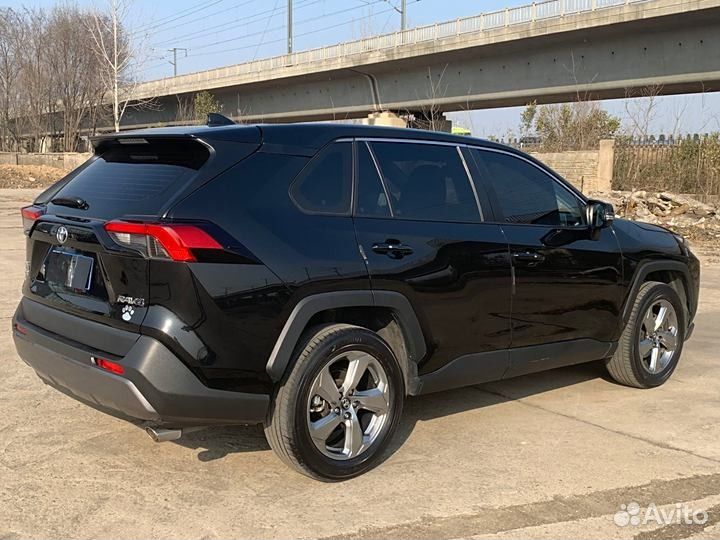 Toyota RAV4 2.0 CVT, 2022, 50 000 км