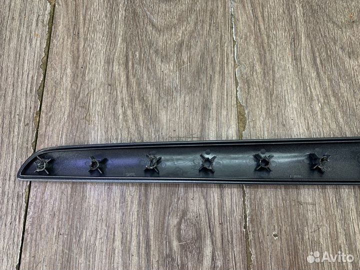 Накладка декоративная передняя левая Opel Astra H