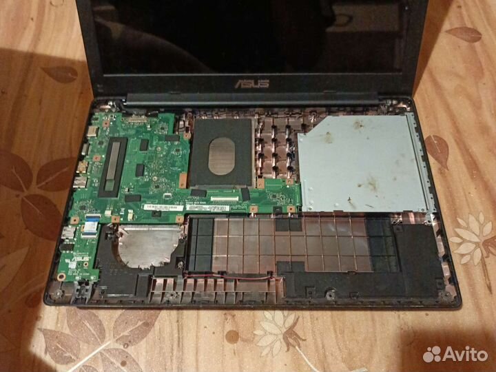 Ноутбук Asus x553s