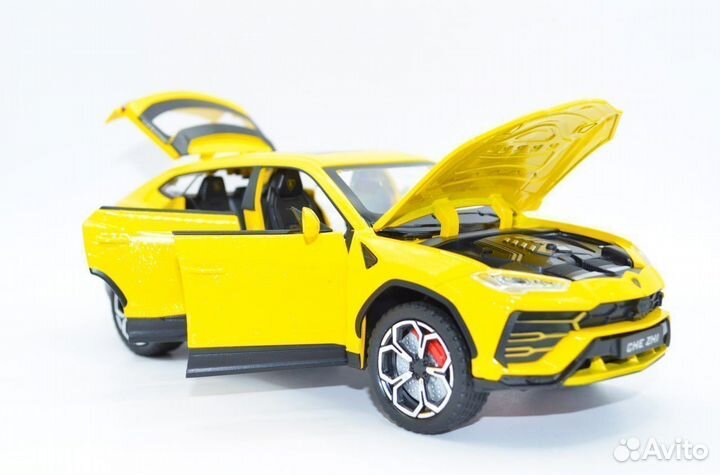 Металлическая машинка Lamborghini urus