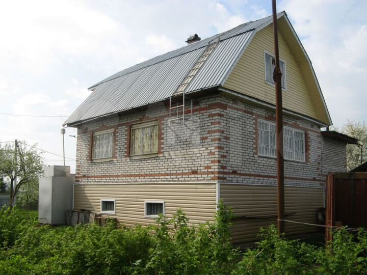 Дом 159 м² на участке 20 сот.