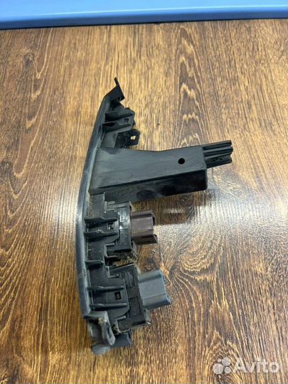 Блок управления подогревом сидений Nissan Note