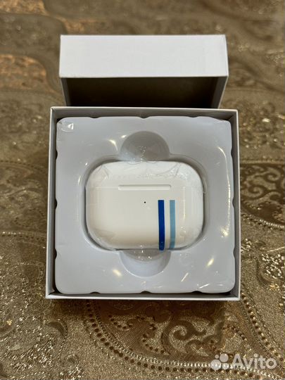 Беспроводные наушники apple airpods