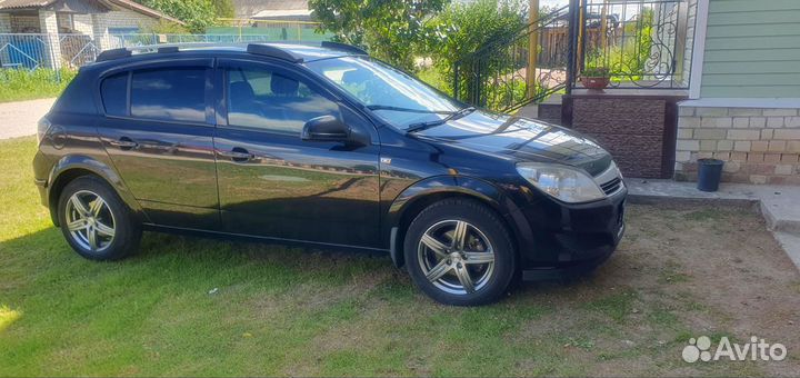 Opel Astra 1.8 AT, 2011, 175 581 км