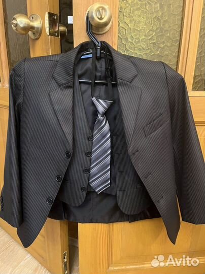 Костюм тройка для мальчика