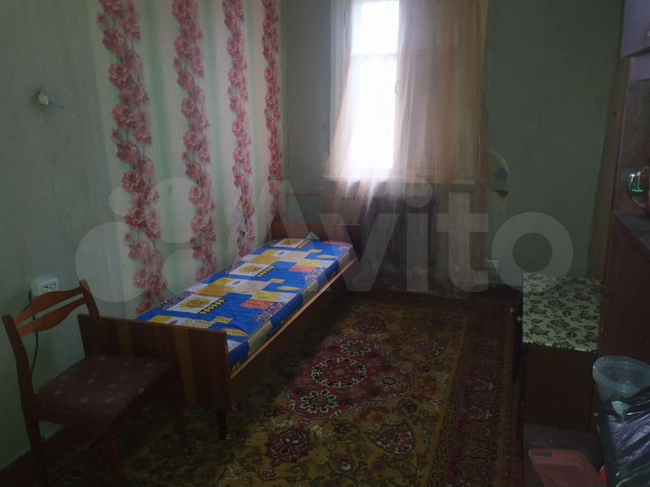 Комната 12 м² в 3-к., 1/2 эт.