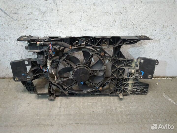 Рамка передняя Renault Megane 3, 2009