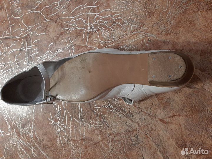 Туфли для народного танца