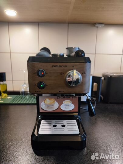 Кофеварка рожковая polaris