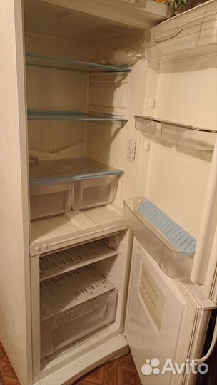 Холодильник двухкамерный бу indesit