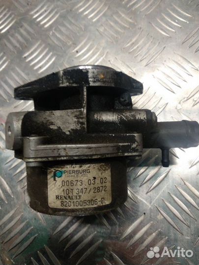 Насос вакуумный Renault Megane 1.5 K9K 2002-2008