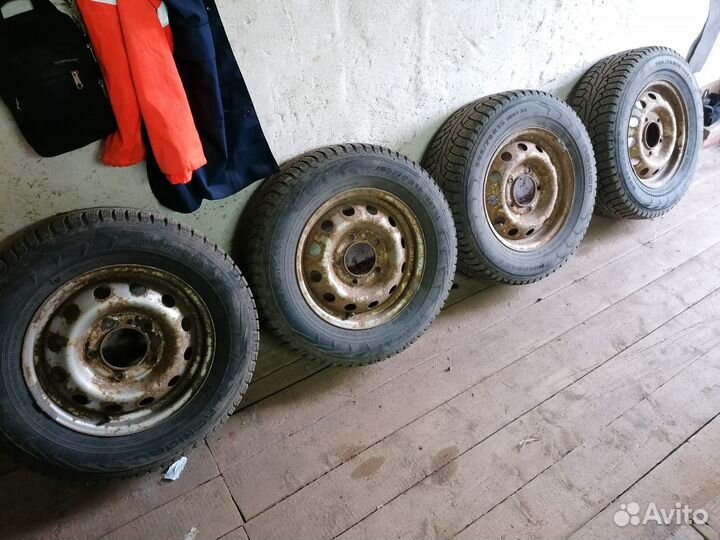 Nokian Tyres Nordman 5 R15