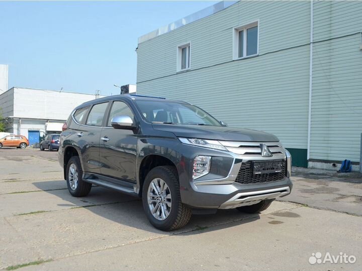 Mitsubishi Pajero Sport 2.4 AT, 2022
