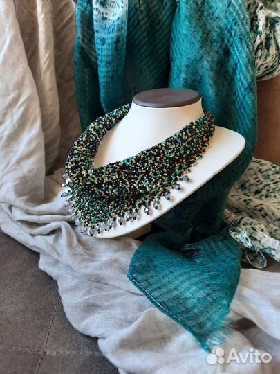 Колье косынка на шею из бисера