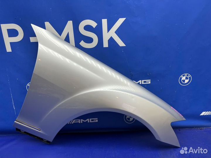 Крыло переднее правое Mercedes-Benz S350 W221