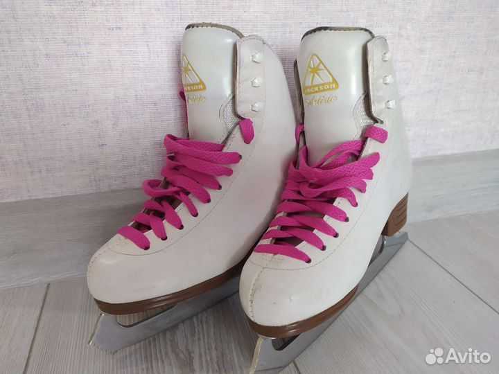 Фигурные коньки Jackson Artiste