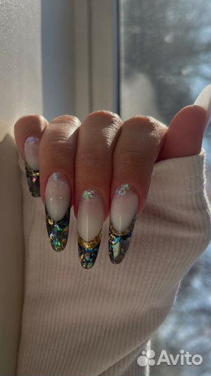 Наращивание ногтей,маникюр