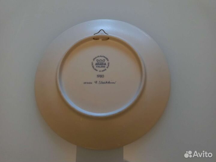 Тарелка настенная Arabia