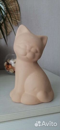 Керамические фигуры кошек