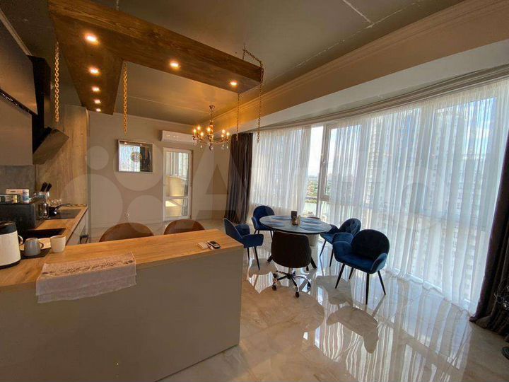 3-к. квартира, 140 м², 12/17 эт.