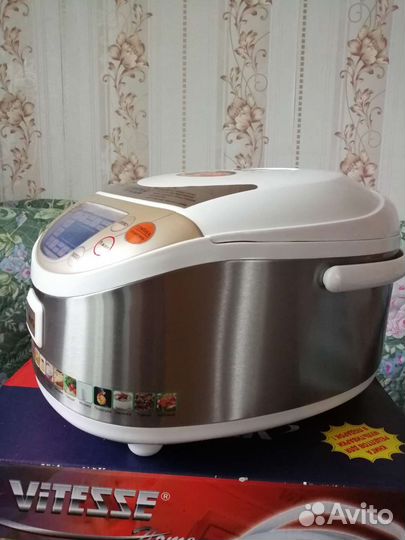 Мультиварка новая