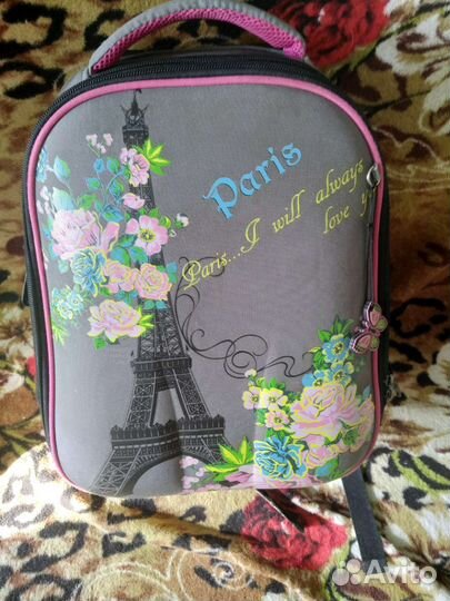 Продаю рюкзак для девочки