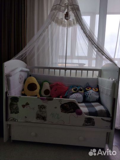 Кровать с балдахином