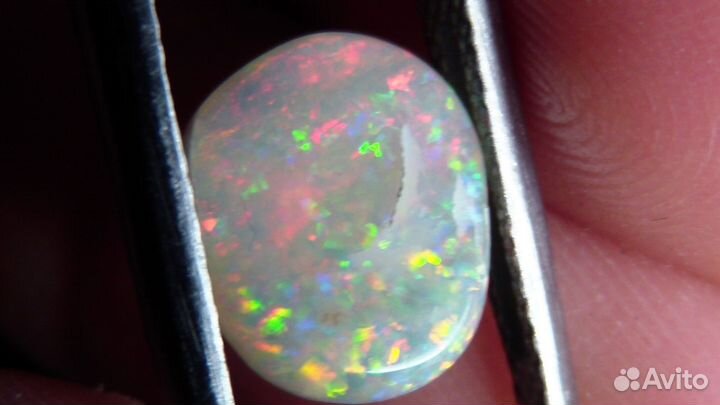 Австралийский темный опал 2 ct