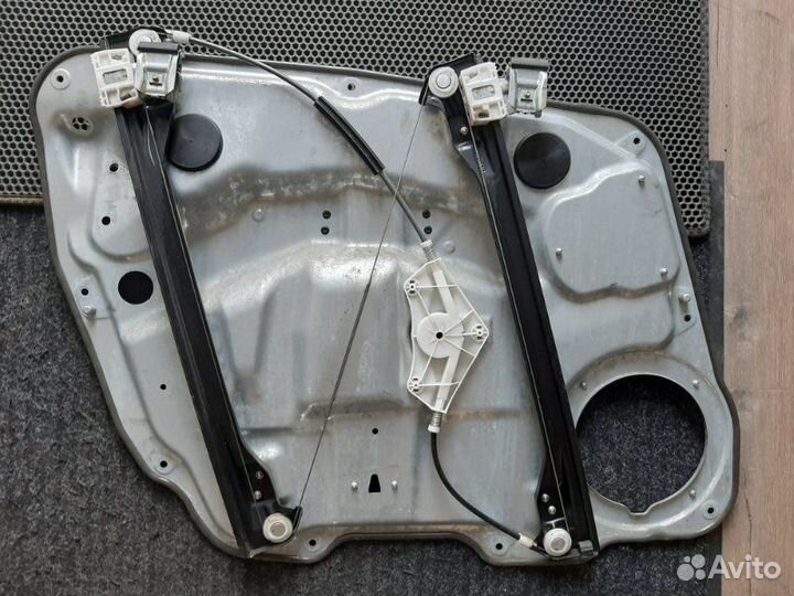 Стеклоподъемный механизм передний правый Mercedes