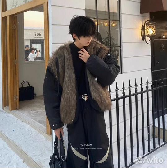 Двусторонний Бомбер с мехом Balenciaga type