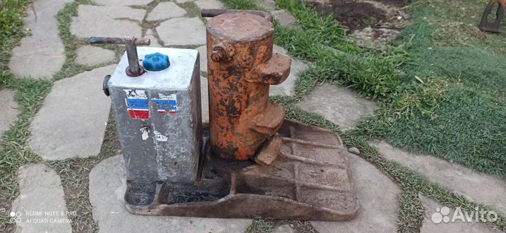 Домкрат гидравлический бу