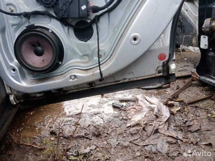 Дверь задняя правая Volkswagen Passat B5 2001