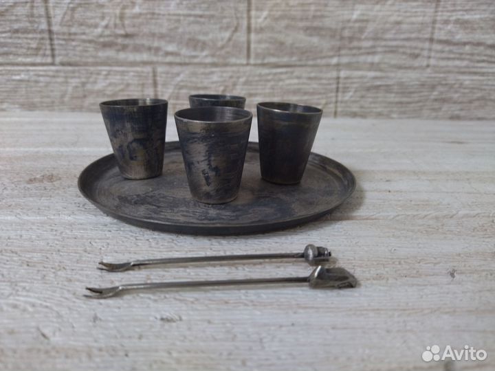 Набор рюмок на подносе мельхиор клеймо 1юммет