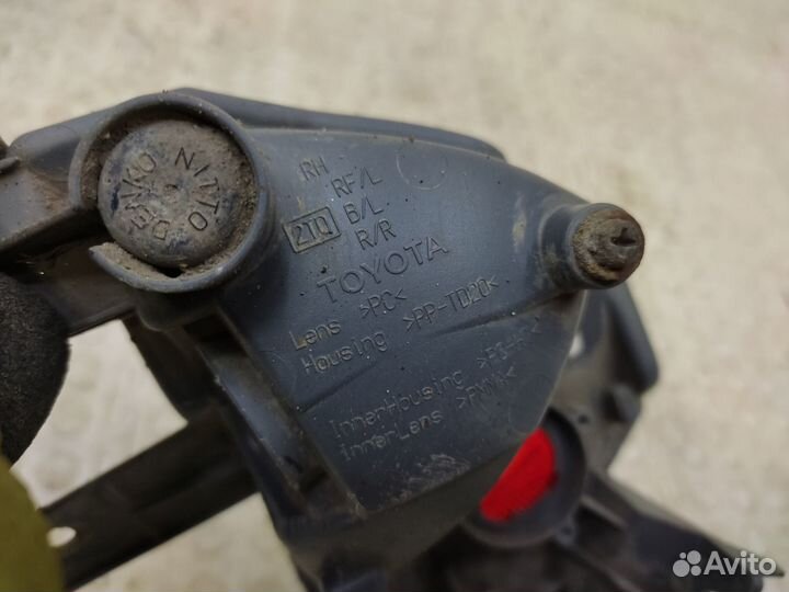 Птф задний Toyota Rav4 XA40 2015-2019