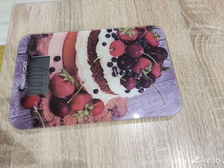 Кухонные весы Polaris