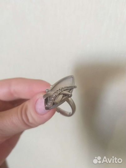 Серебряное кольцо