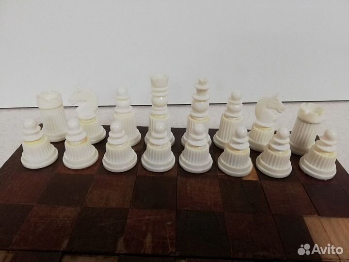 Шахматы СССР 50-е г г. фигуры из бакелита. Редкие