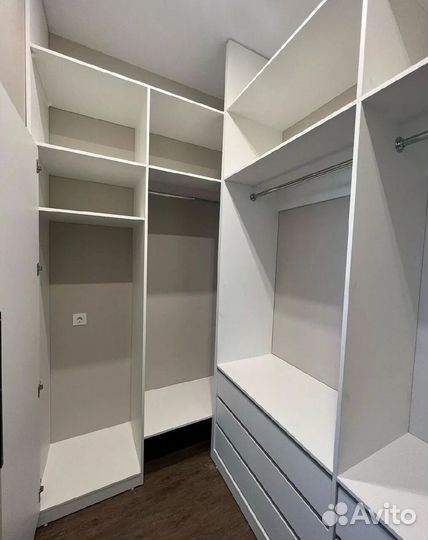 Гардеробная как IKEA