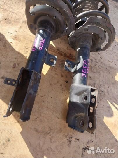 Амортизатор передний Jeep Compass MK49 7411