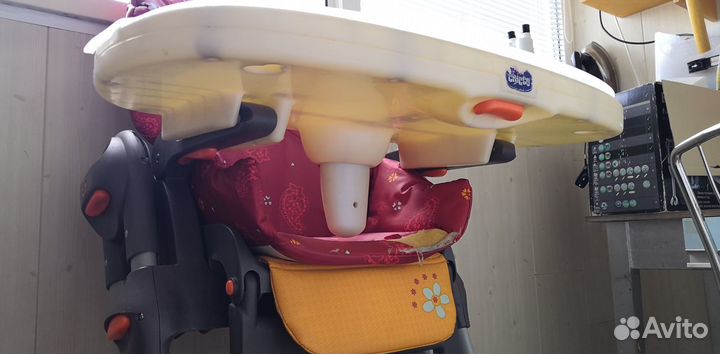 Стульчик для кормления Chicco Polly