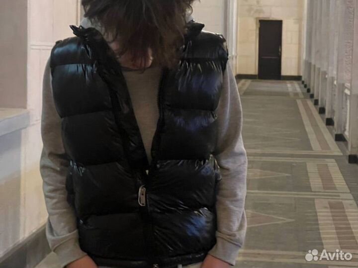 Жилетка Zara x Moncler глянцевая