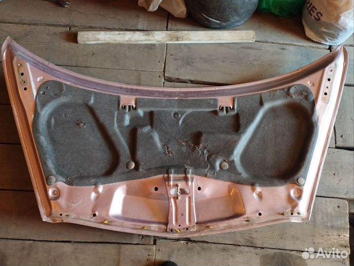 Капот Honda Fit