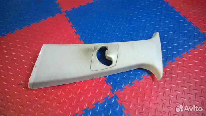 Обшивка стойки центральная левая верхняя BMW X5 E