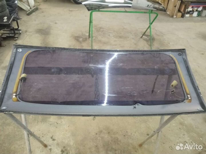 Заднее стекло на Nissan x-trail t30