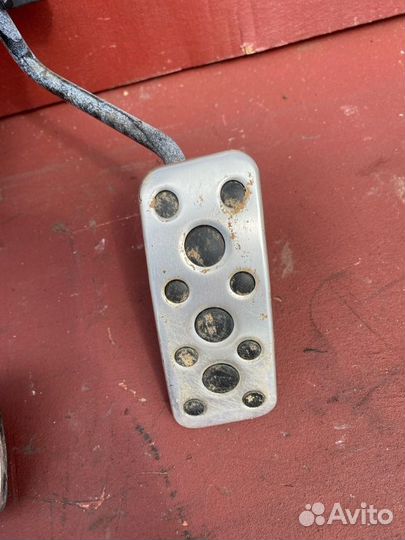 Педаль газа Subaru Impreza GVF EJ25E213400 2011