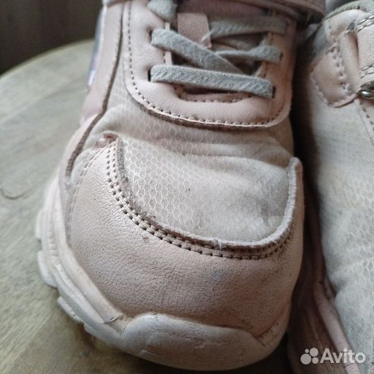 Кроссовки для девочки