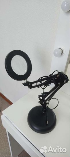 Лампа-лупа настольная