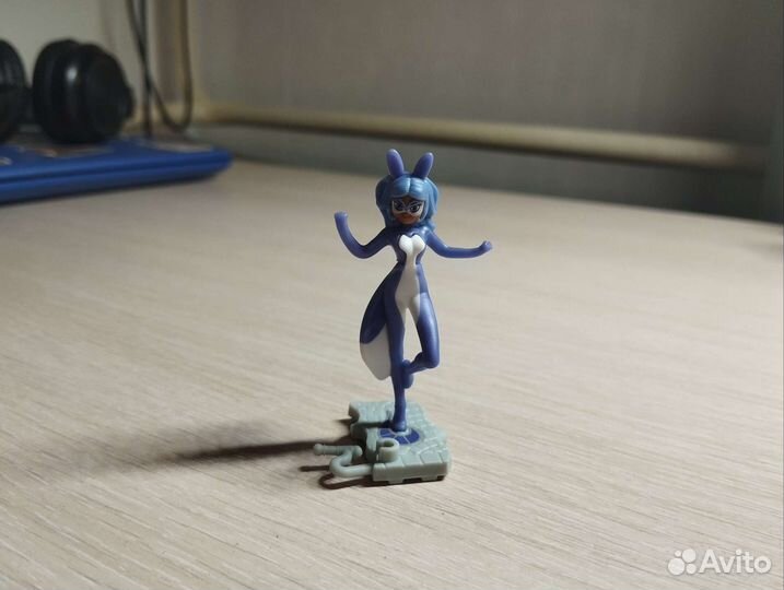 Игрушки из киндера леди баг