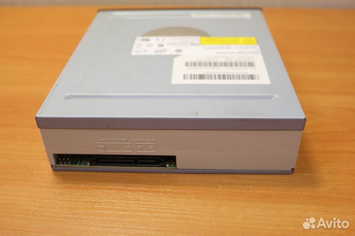 Оптический привод DVD-RW SATA для компьютера